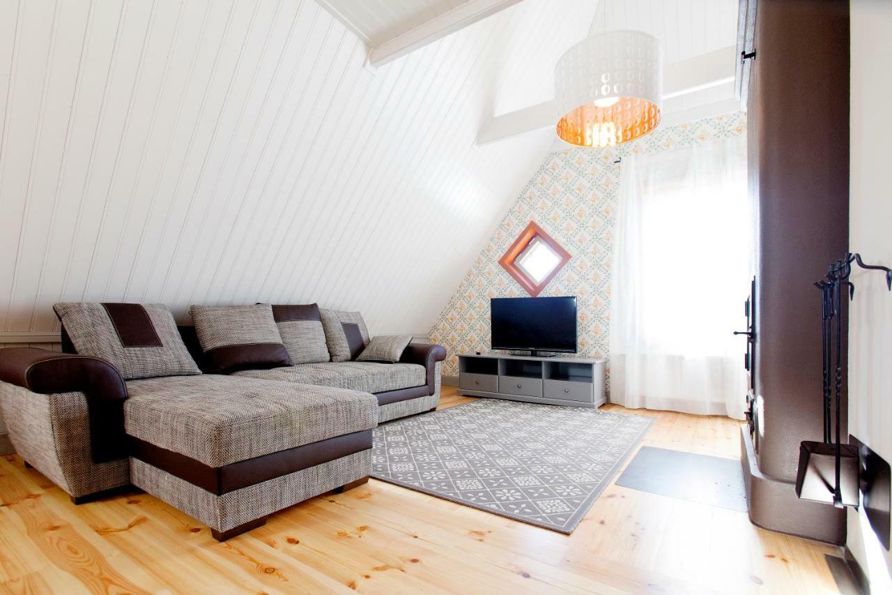 Osel Apartment Kuressaare Ngoại thất bức ảnh
